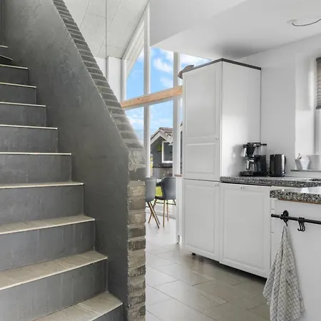 Semesterbostad Ung - 460m From The Sea By Interhome