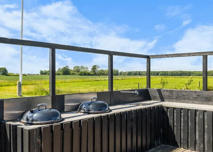 Ung - 460m From The Sea By Interhome *