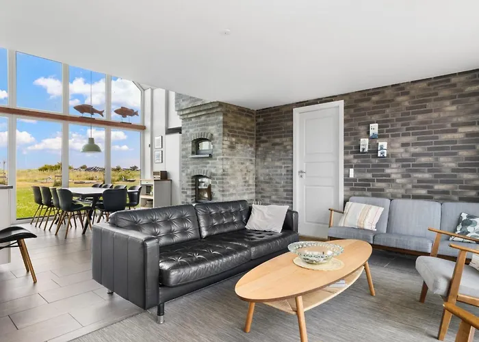 Semesterbostad Ung - 460m From The Sea By Interhome