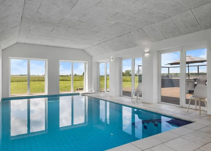 Semesterbostad Ung - 460m From The Sea By Interhome *